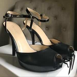 NEW With Box - Nine West Peep-toe Strappy Heel